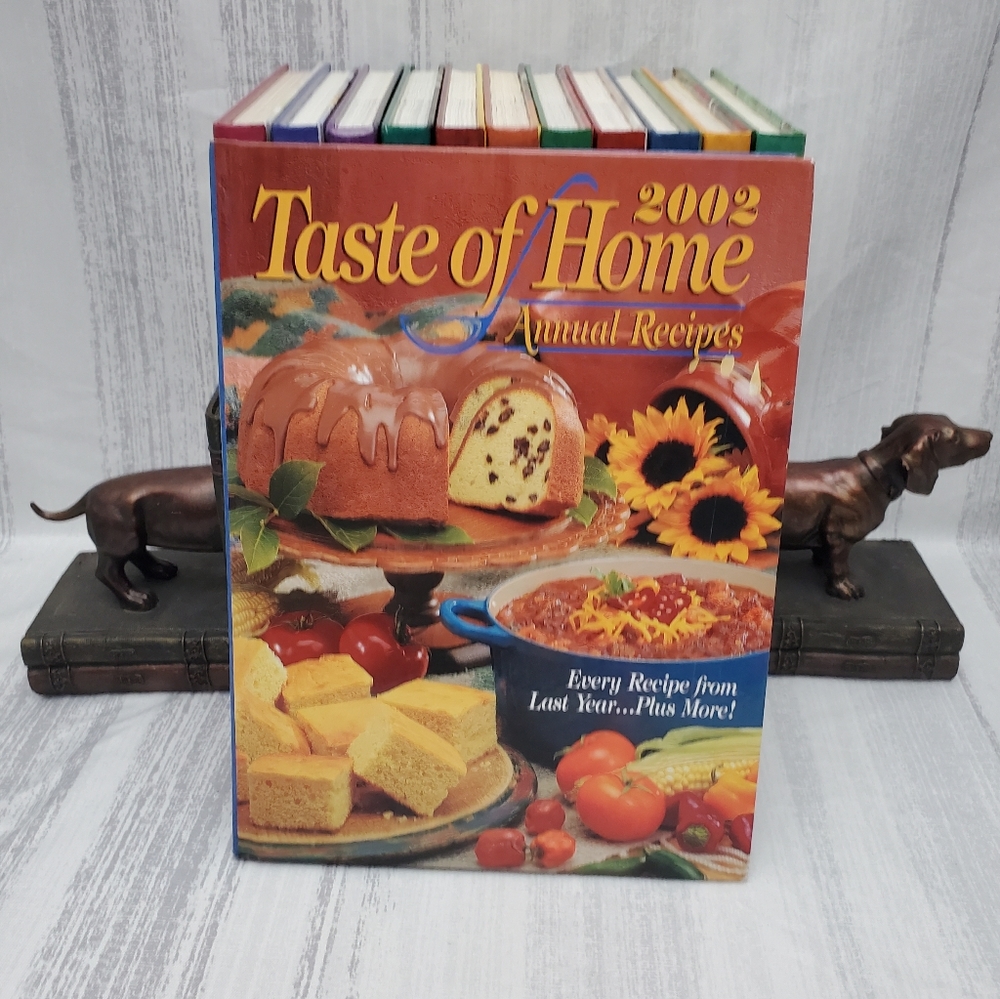 2002 Taste of Home Annual Recipes Cookbook